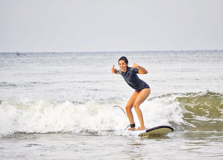 Surfing Lessons Tours Mirissa